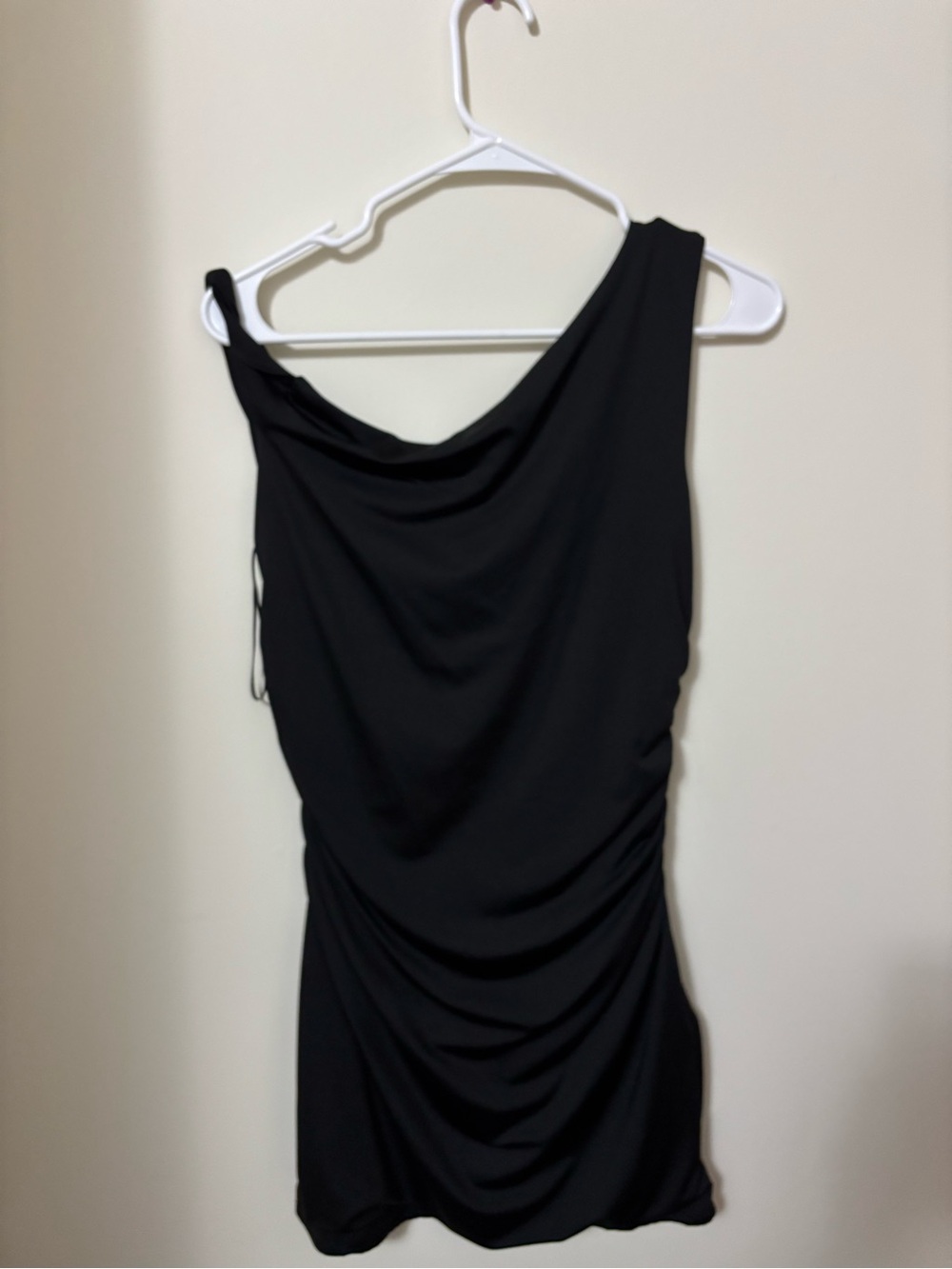 Streetwear Society Black One-Shoulder Ruched Dress